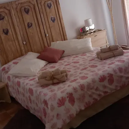 Le Rosee Bed & Breakfast *